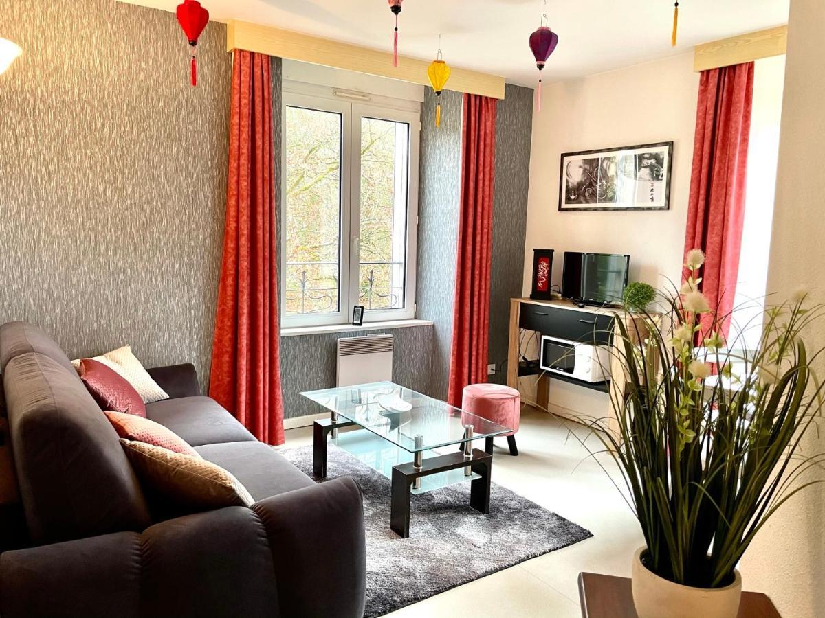 Apartamento Demoiselle Des Roches Ramonchamp Exterior foto